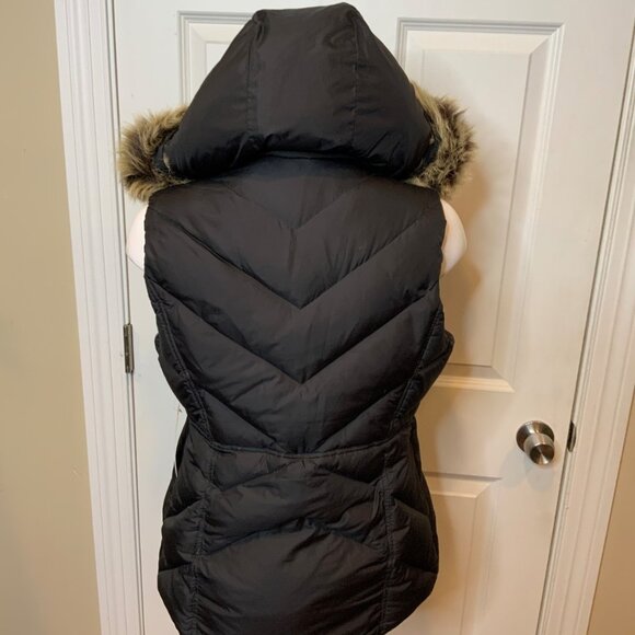 J.Crew Black Down Puffer Vest W/ Removable 100% Shearling Fur Hood, Size M - Picture 5 of 6